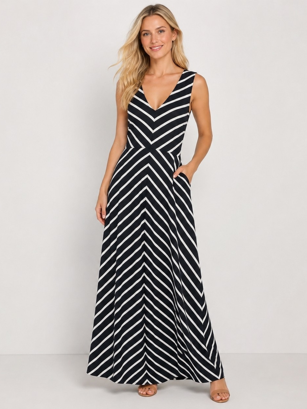 Talbots Black & White V-Neck Striped Maxi Dress Size M Preppy Feminine